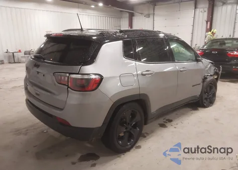 2020 Jeep Compass Altitude 4X4 from USA, damaged, VIN 3C4NJDBBXLT115236